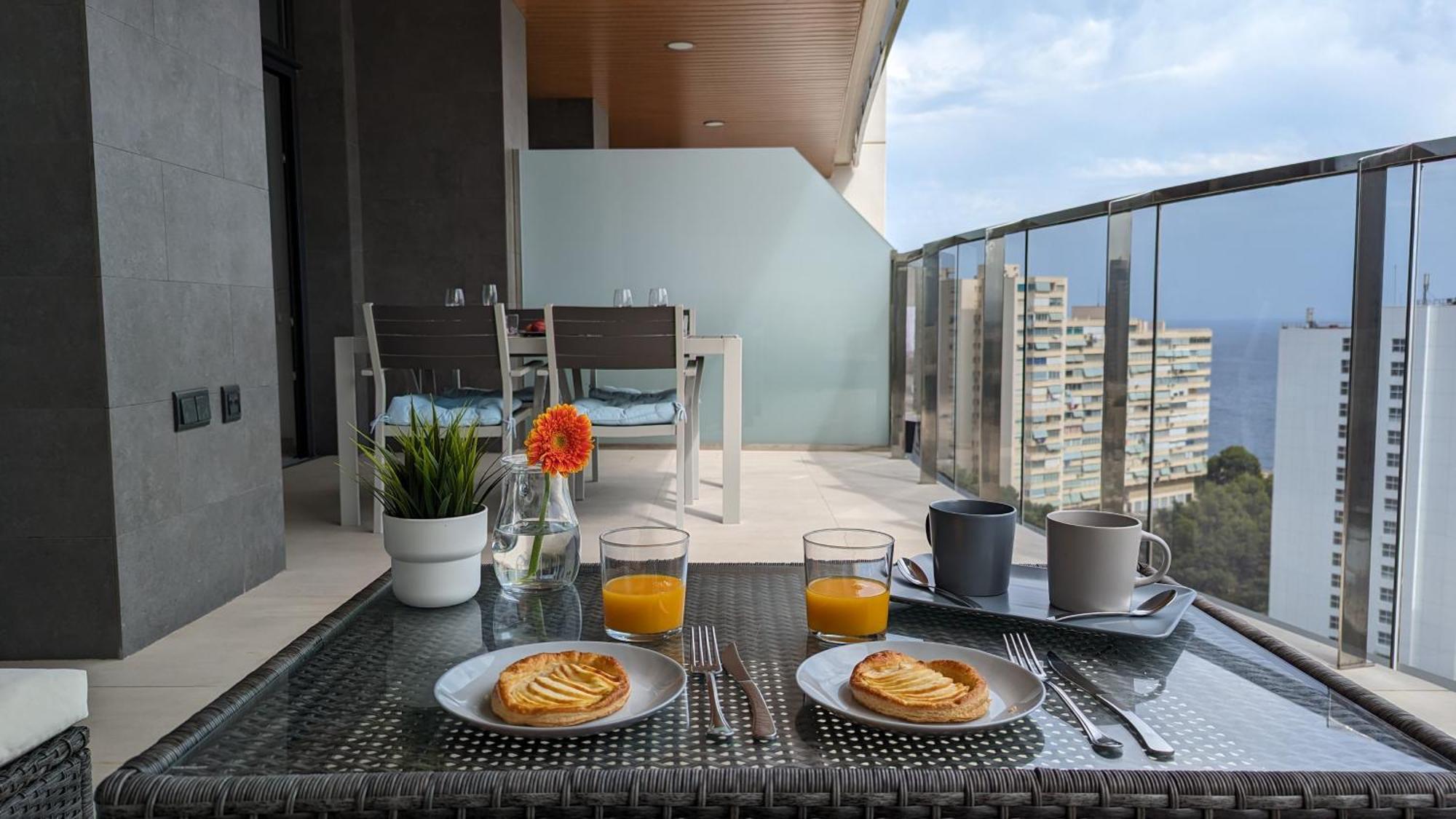 Sunset Waves Sea View Apartments Benidorm Eksteriør billede